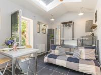Holiday Home (2 adults)
