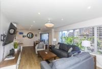 Fully Furnished Ilikai Tower 525 Condo With Free Wifi, Near Best Waikiki Beaches! - Chambres d'hôtes Honolulu