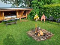 Shelterliv med luksus, nærvær og vildmarksbad - B&B Flemming