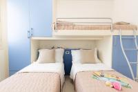 Appartement met 2 Slaapkamers en Uitzicht op het Zwembad