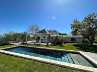 Cottage vue panoramique Pau Piscine - B&B