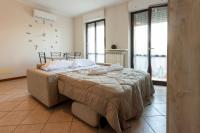 Novara Smart Stay - Station, AC & 2Gb s Wi-Fi - B&B Novara