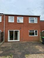 Quiet, Sleeps 13, 2 baths, Parking, KIA 2 - B&B Nottingham