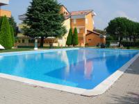 Appartamento Garden Ville by Elena, monolocale - Chambres d'hôtes Sirmione