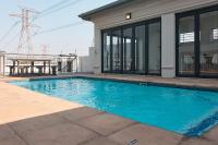 Elegant 1 Bed Apartment 5G Wi-fi Netflix Inverter - B&B Johannesburg