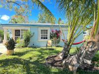 Beach Glam Abode - King Bed, BBQ, Beach Gear - B&B West Palm Beach