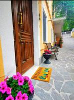 Casa Cavallaro con Piscina estiva, giardino e parcheggio - B&B Pescara