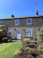 Milford Cottage with fabulous views near Belper Duffield - B&B