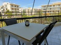 Elegant Renovated 1-Bedroom Flat with Park View - B&B Atene