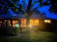 5 Star ranch retreat - B&B