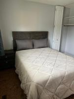 Cozy Riverdale Home - Bed and Breakfast Whitehorse