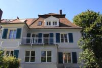 Apartamento con balcón