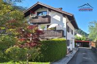 One-Bedroom Apartment with Balcony and Mountain View