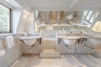 Luxurious 4 bedroom home in Kensington - B&B London