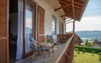 Flo's Ferienwohnungen - Bed and Breakfast Zeil