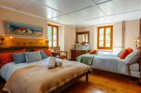 Triple Room with Shared Bathroom