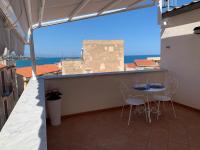 La vista al di sopra dei tetti - B&B Cefalú