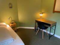 Eenpersoonskamer met Gedeelde Badkamer