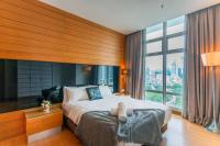 Deluxe One Bedroom Apartment with Washer