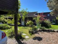 Charming idyllic wooden house - B&B Præstø