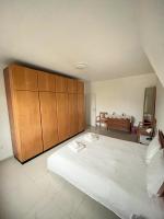 Bookly Apartments with 2 Rooms 1 Bathroom 1 Kitchen and Living room - B&B Lorentzweiler