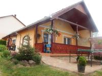 Andrea Vendégház - Bed and Breakfast Kehidakustány
