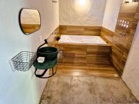 Double Room with Spa Bath