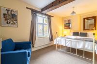 Picture Perfect Location Stunning 2 Bedroom Apartment with parking - Chambres d’hôtes Norwich
