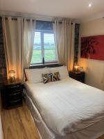 Luxury Home in Dublin WiFi TV B&B Close to City Centre - Bed and Breakfast