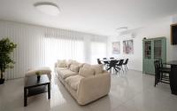 Cozy & spacious 4BR with jacuzzi - B&B Qiryat Ata