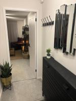 The Redwing Retreat Bicester Village Free Parking House & Garden - B&B Bicester