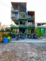 trees inn Bali Denpasar - B&B