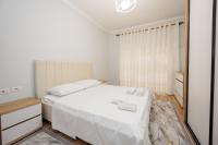 IZZY Apartments - B&B Tirana