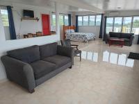 One-Bedroom Apartment with Ocean View