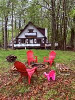 Walking Distance to the Beach Cabin with AC - Chambres d’hôtes Arrowhead Lake