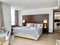 Two-Bedroom Apartment with Balcony