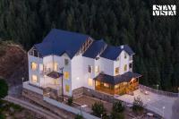 The Altair by StayVista - 7BHK Pet-Friendly Villa with Alfresco Dining - Chambres d'hôtes Theog