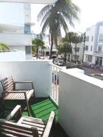 South Beach and Collins 3Br, Parking included - Ferienwohnung Miami Beach