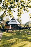 Osada Poli - Domek Panoramiczny nad Narwią z Prywatną Balią i Hydromasażem - B&B Łachy