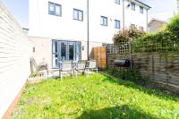 Cambridge 4 Bedroom Sleeps 9 Wi-Fi Garden, LONG STAYS ACCEPTED- Orchid House - Chambres d’hôtes Cambridge