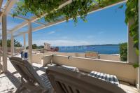 Beachfront Brela Apartments Ljubica - Chambres d'hôtes Brela