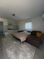 Apartment Airport DD - B&B Mitrovići