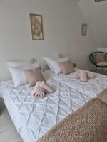 Doppel- oder Zweibettzimmer