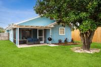 Summer Sizzle Sale! Walk to Beach - Large Private Yard - Fire Pit - Dog Friendly - B&B