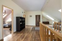Spacious house in the rural suburbs of Krakow - Ferienwohnung Zagacie