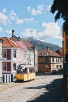 Large penthouse in the city center with balcony - B&B Bergen