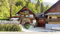 Slovenian Traditional Guest House - B&B Begunje na Gorenjskem
