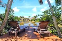 Lakefront Glow Villa 5BR - 4K Private Cinema, Heated Pool & Spa, Game Room - 12 Guests - B&B Hammocks