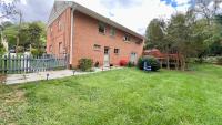 3BR Home - Free Parking-WiFi Kitchen Laundry-Kids Friendly-Near DC & Downtown & Metro-Patio & Deck - B&B Falls Church