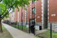 Modern 2BR 10 Min to Downtown & United Center - Free Parking - Ferienwohnung Chicago